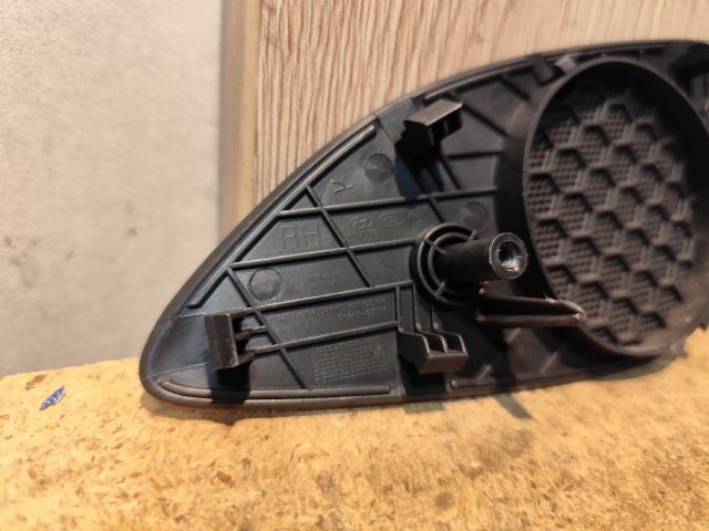 bontott HYUNDAI i40 Jobb első Hangszóró Burkolat