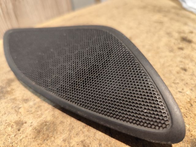 bontott HYUNDAI i40 Jobb első Hangszóró Burkolat