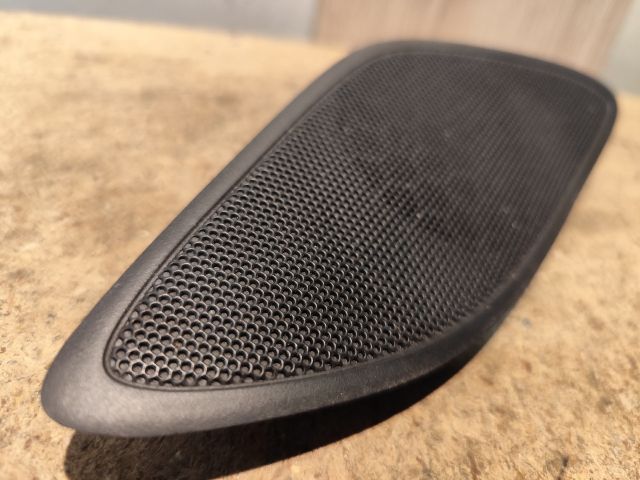 bontott HYUNDAI i40 Jobb első Hangszóró Burkolat