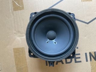 bontott HYUNDAI i40 Jobb első Hangszóró