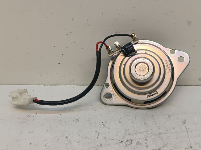 bontott HYUNDAI i40 Jobb első Hangszóró