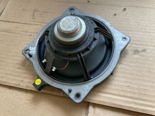 bontott HYUNDAI i40 Jobb első Hangszóró