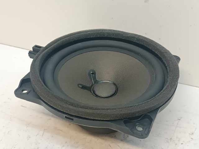 bontott HYUNDAI i40 Jobb első Hangszóró