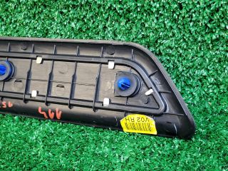 bontott HYUNDAI i40 Jobb első Küszöb Díszléc