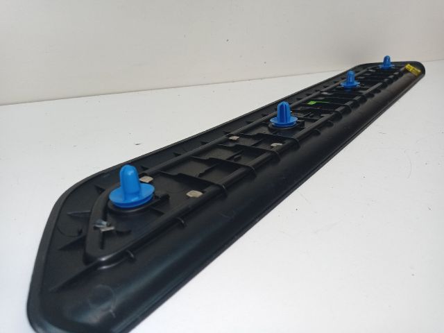 bontott HYUNDAI i40 Jobb első Küszöb Díszléc