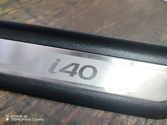 bontott HYUNDAI i40 Jobb első Küszöb Díszléc