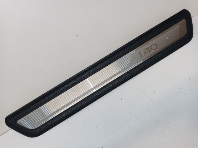 bontott HYUNDAI i40 Jobb első Küszöb Díszléc