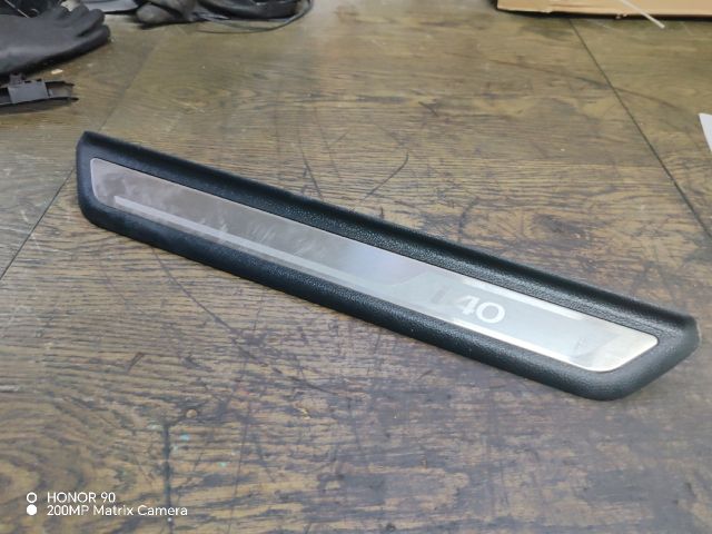 bontott HYUNDAI i40 Jobb első Küszöb Díszléc