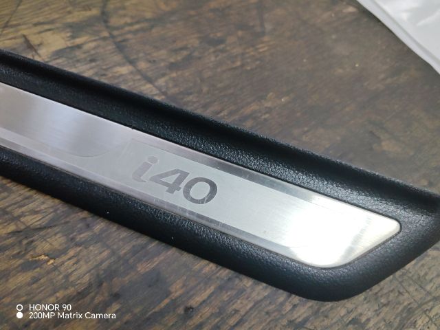 bontott HYUNDAI i40 Jobb első Küszöb Díszléc