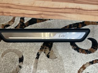 bontott HYUNDAI i40 Jobb első Küszöb Díszléc