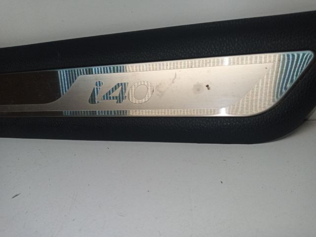 bontott HYUNDAI i40 Jobb első Küszöb Díszléc