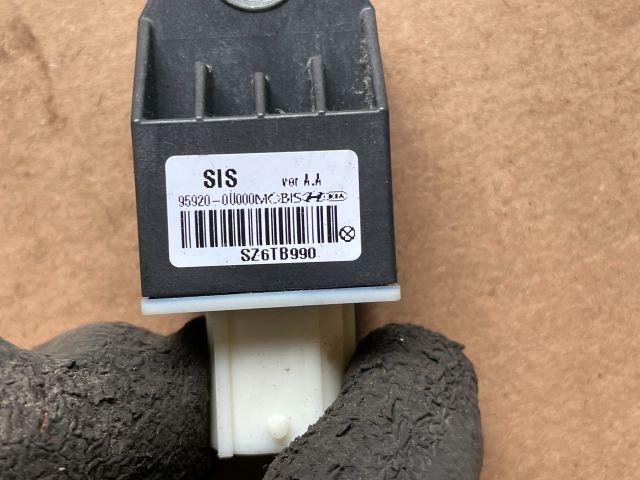 bontott HYUNDAI i40 Jobb első Oldal Ütközés Érzékelő