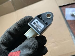 bontott HYUNDAI i40 Jobb első Oldal Ütközés Érzékelő