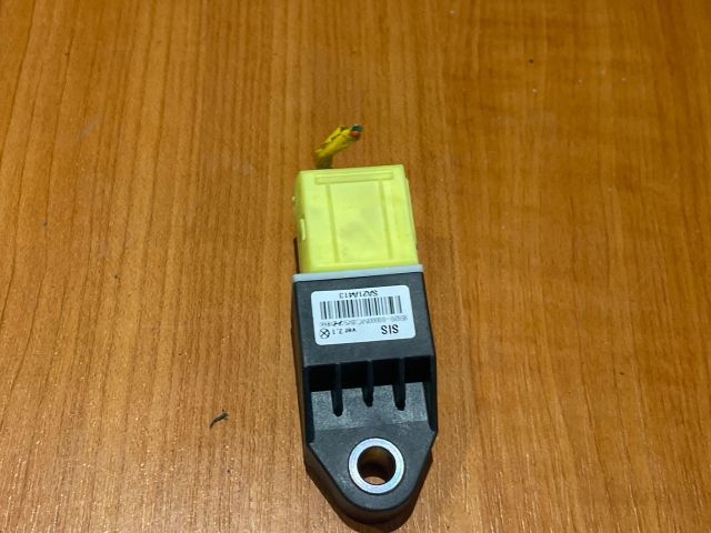 bontott HYUNDAI i40 Jobb első Oldal Ütközés Érzékelő