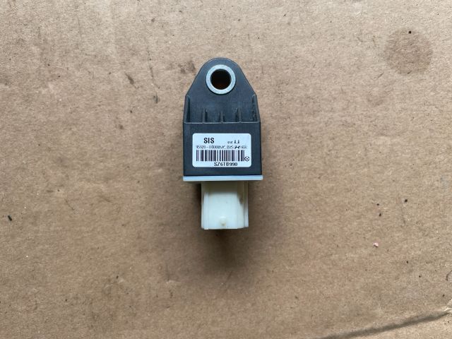 bontott HYUNDAI i40 Jobb első Oldal Ütközés Érzékelő