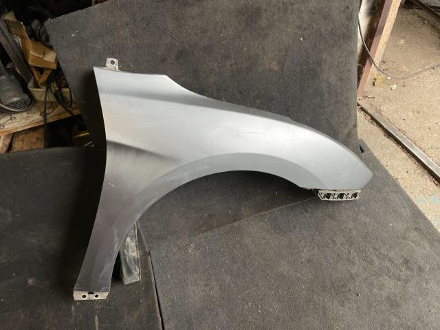 bontott HYUNDAI i40 Jobb első Sárvédő