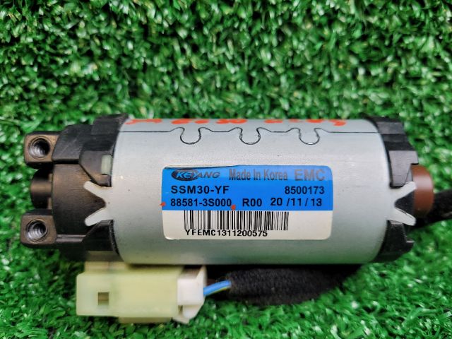 bontott HYUNDAI i40 Jobb első Ülés Állító Motor