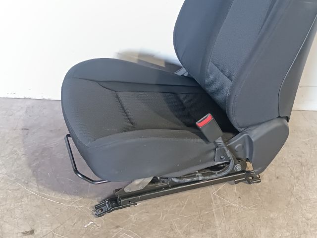 bontott HYUNDAI i40 Jobb első Ülés