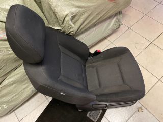 bontott HYUNDAI i40 Jobb első Ülés