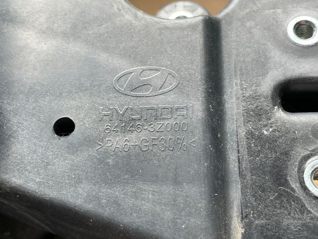 bontott HYUNDAI i40 Jobb Fényszóró Tartó