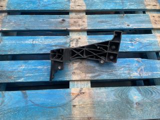 bontott HYUNDAI i40 Jobb Fényszóró Tartó