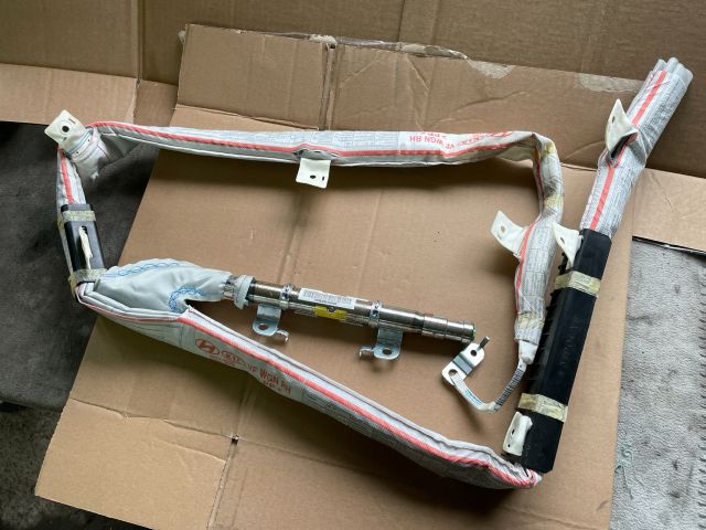 bontott HYUNDAI i40 Jobb Függönylégzsák és Oldallégzsák