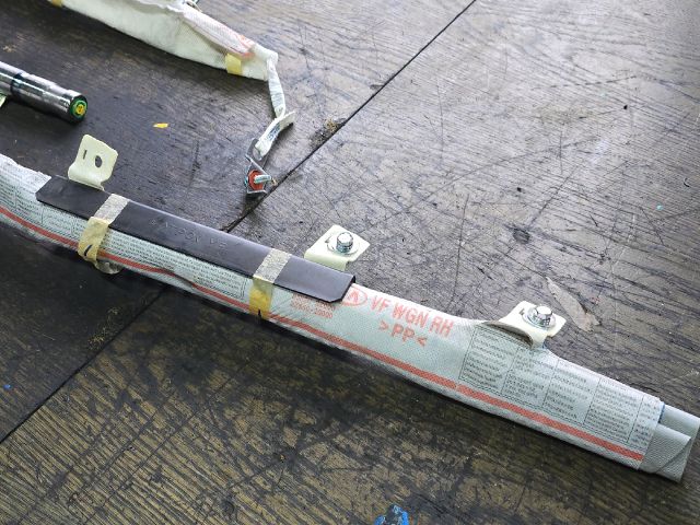 bontott HYUNDAI i40 Jobb Függönylégzsák és Oldallégzsák