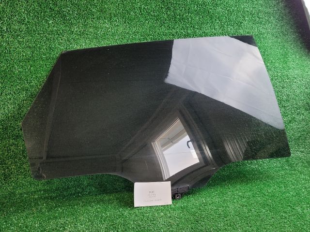 bontott HYUNDAI i40 Jobb hátsó Ablak