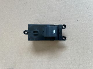 bontott HYUNDAI i40 Jobb hátsó Ablakemelő Kapcsoló