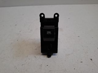 bontott HYUNDAI i40 Jobb hátsó Ablakemelő Kapcsoló