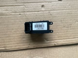 bontott HYUNDAI i40 Jobb hátsó Ablakemelő Kapcsoló