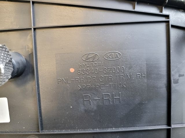 bontott HYUNDAI i40 Jobb hátsó Ajtó Kárpit