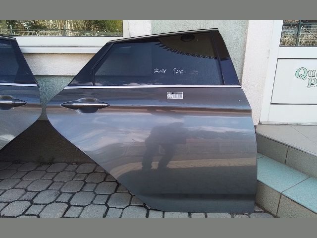 bontott HYUNDAI i40 Jobb hátsó Ajtó (Részeivel)