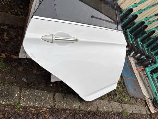bontott HYUNDAI i40 Jobb hátsó Ajtó (Részeivel)