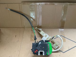 bontott HYUNDAI i40 Jobb hátsó Ajtózár