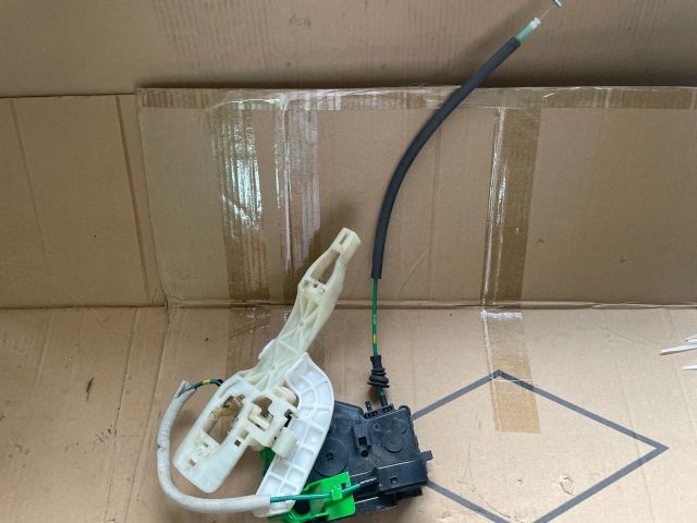 bontott HYUNDAI i40 Jobb hátsó Ajtózár