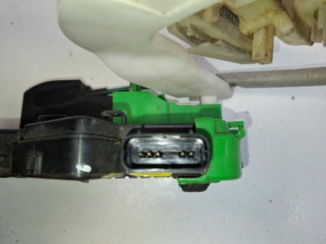 bontott HYUNDAI i40 Jobb hátsó Ajtózár