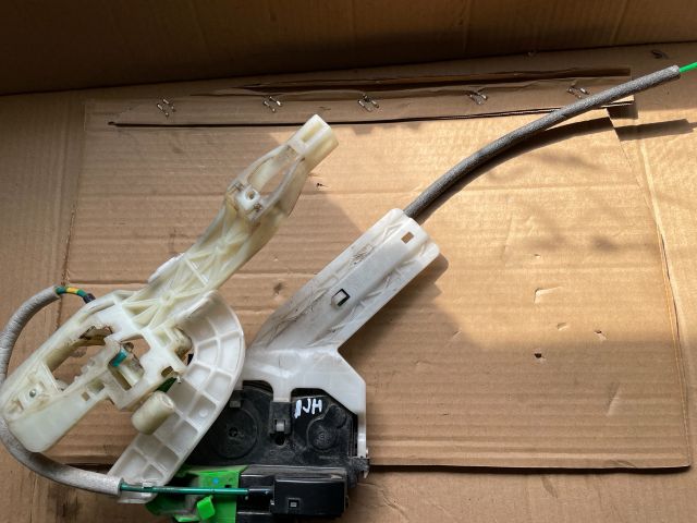 bontott HYUNDAI i40 Jobb hátsó Ajtózár