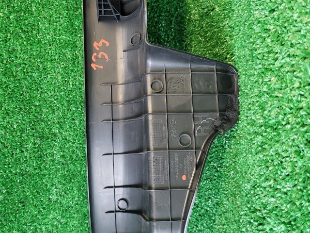 bontott HYUNDAI i40 Jobb hátsó Belső Küszöb Burkolat