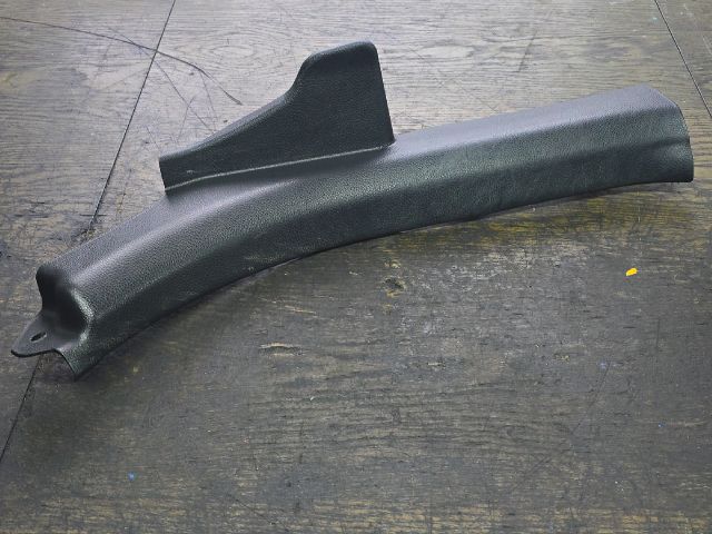 bontott HYUNDAI i40 Jobb hátsó Belső Küszöb Burkolat