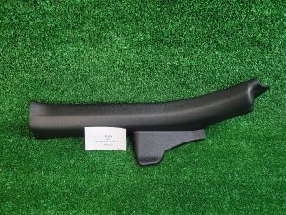 bontott HYUNDAI i40 Jobb hátsó Belső Küszöb Burkolat