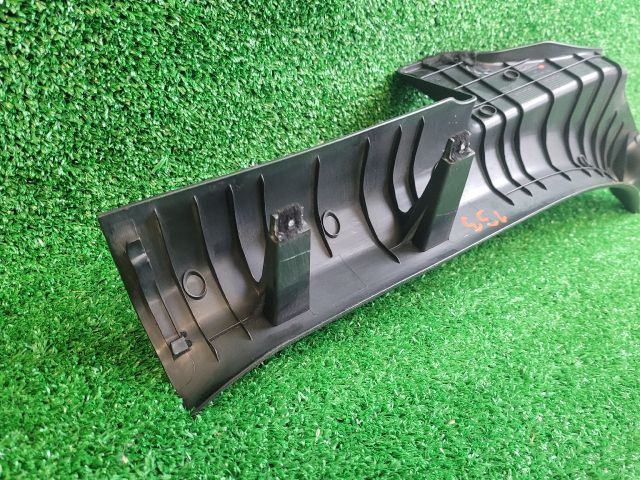 bontott HYUNDAI i40 Jobb hátsó Belső Küszöb Burkolat