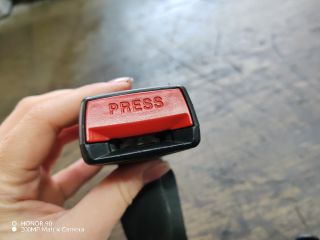 bontott HYUNDAI i40 Jobb hátsó Biztonsági Öv Csat