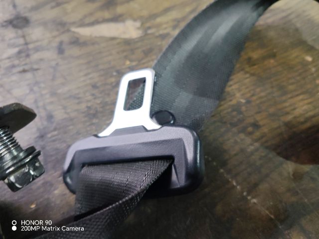 bontott HYUNDAI i40 Jobb hátsó Biztonsági Öv