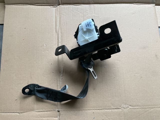 bontott HYUNDAI i40 Jobb hátsó Biztonsági Öv