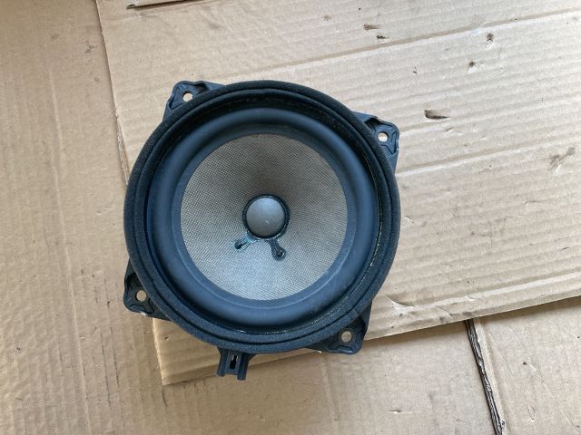 bontott HYUNDAI i40 Jobb hátsó Hangszóró