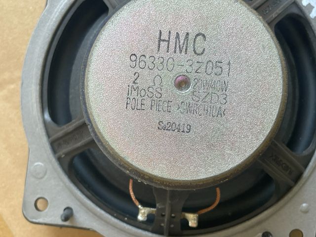 bontott HYUNDAI i40 Jobb hátsó Hangszóró