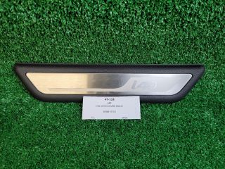 bontott HYUNDAI i40 Jobb hátsó Küszöb Díszléc