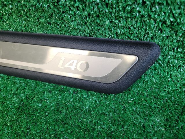 bontott HYUNDAI i40 Jobb hátsó Küszöb Díszléc