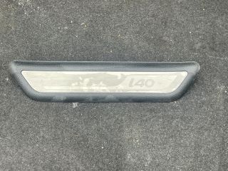 bontott HYUNDAI i40 Jobb hátsó Küszöb Díszléc